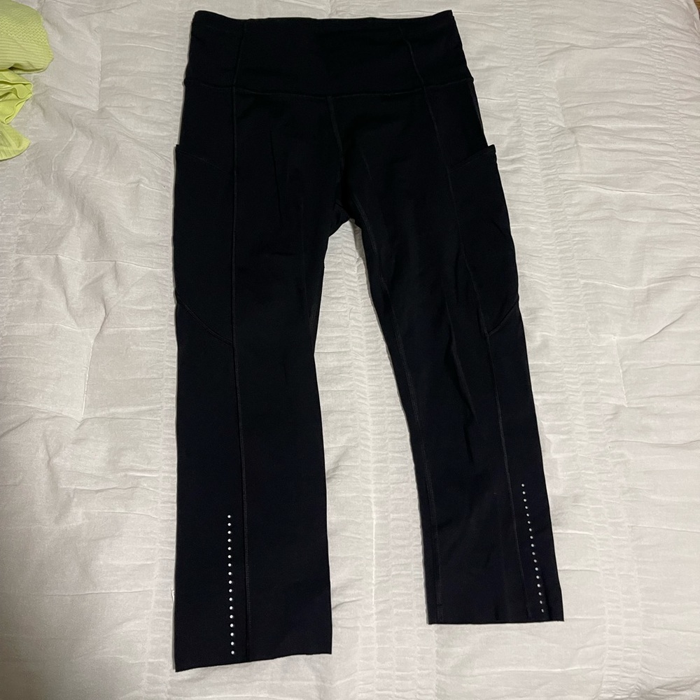 cropped lululemon leggings size 6